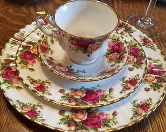 A closer look at the 'Old Country Roses'