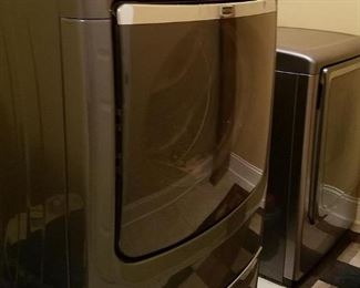 Maytag washing machine with drawer/stand