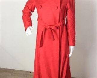 68	Vintage Custom Creation Red Linen Coat Dress	Vintage Custom Creation Red Linen Coat Dress Beautiful Construction - Belted - Lined NO MARKER - *** NO SIZE *** ( similar to a women's 8 )
