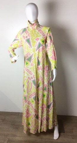 98	Vintage Pucci Design Travel Lite by Boutique	Vintage Pucci Design Travel Lite by Boutique Loungewear Zipper Front Long Dressing / Lounging Gown Size Small - Coloring = Citron / Pink / Green / Lavender Condition - tear right sleeve - on right cuff, some stains and holes in bottom hem.
