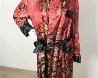 177	Traditional Baroque Kimono Lounge Wear Robe	Traditional Baroque Red Silk Kimono lounge wear Robe Black Silk Lining & Belt - Three Pockets Marker Label - Oriental - Made in China Size 48
