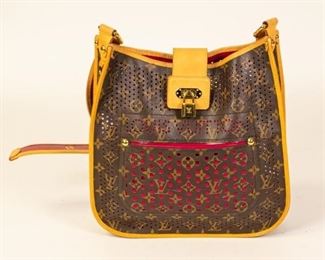 188	Louis Vuitton Monogram Bag	Louis Vuitton monogram bag with leather accents, gold tone hardware, single adjustable shoulder strap, front slip pocket, minor wear consistent with use, 12 1/2"H, 12"W, 3"D
