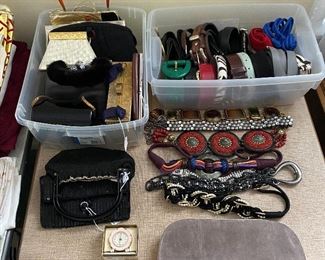 Vintage purses to include Wilardy Lucite Purse