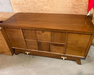 Mid Century Lane Cedar Chest