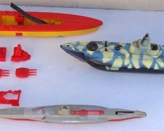 THOMAS TOY EXPLODING BATTLESHIP