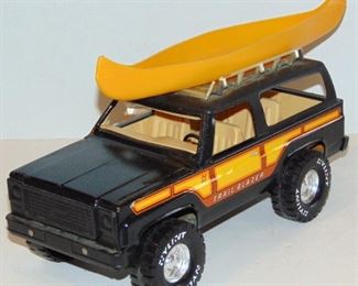 VINTAGE NYLINT CHEVY TRAIL BLAZER with ROOF MOUNT CANOE, circa 1980's 