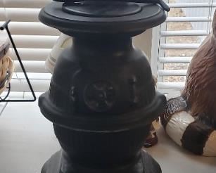 Ceramic pot belly stove