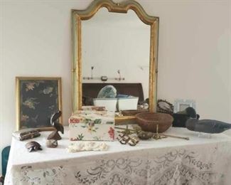 Mirror & assorted decor