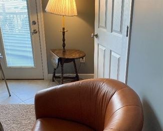 Club chair (leather?) side table