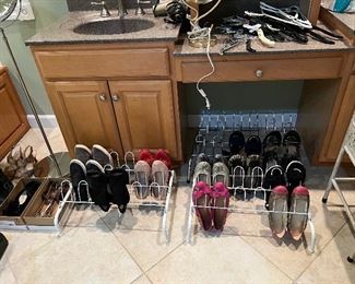 Name brand shoes- mostly size 8