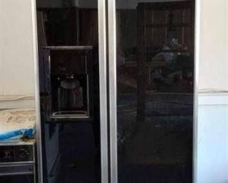 GE Monogram French Door Built In Refrigerator/Freezer With Ice In Door And Digital Display, 83" x 36" x 27"