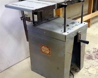 RB Industries Joint Machine, Model 1218, With Porter Cable Router, Model 6902