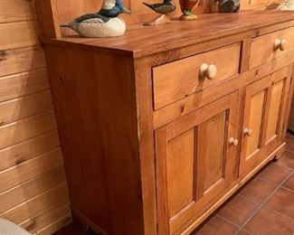 British Traditions Inc. Handmade Display Hutch / Cabinet