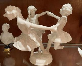 HUTSCHENREUTHER May Dance 3 Girls Dancing by K. TUTTER