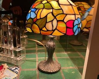 Tiffany Style Stain Glass Table / Desk Lamp