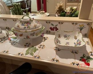 HEREND Soup Tureen and Serving Bowl - Queen Victoria Pattern