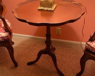 Folding Antique Pie Crust Table