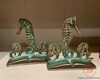 VIRGINIA METALCRAFTERS Bronze Seahorse Bookends