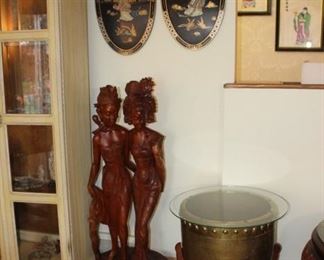 Drum Table in Brass Glass, Carved Figurines