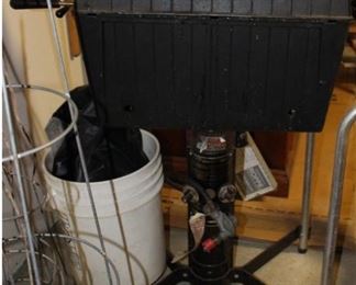 Barbeque, Tomato Fence