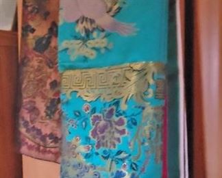 Asian Design Tablecloths, Runners Scarf