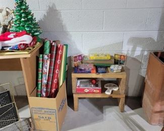 Ceramic Tree, Wrapping Paper, Toys