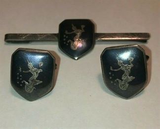 https://www.ebay.com/itm/115063719148	KB0222 Sterling Cufflinks and Clip MADE IN SIAM		 BIN 	 $29.99 
