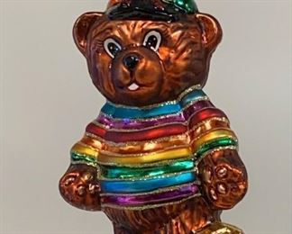 https://www.ebay.com/itm/115149149774	TU1014 CHRISTMAS ORNAMENT "CHUBBY'S RAINBOW" 1999 CHRISTOPHER RADKO AIDS CHARITY		 BIN 	 $19.99 
