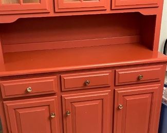 Dining Hutch/China Cabinet