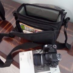 Fugifilm s5000 Fine Pix Camera w/bag & accessories