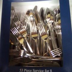 Boxed Oneida 53 Pc Silverware Set for 8