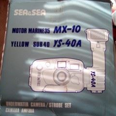 Sea&Sea Underwater Camera Strobe Set
