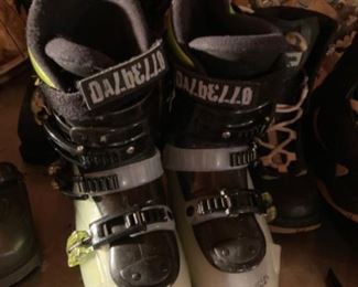Ladies ski boots byDalbello