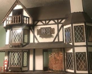 English Tudor doll house
