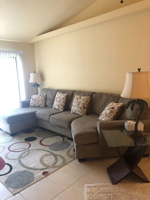 Great sofa if you need to furnish your new home or rental. 