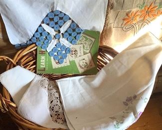 So many Beautiful vintage linens