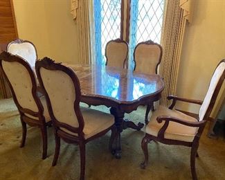 Dining Table for 8 (includes 2 leaves)