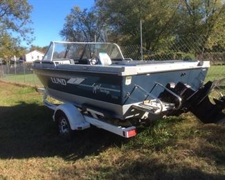 1993 17' LUND Tyee 1750 GranSport Inboard/Outboard Skiing & Fishing Boat & Trailer.  Owner has TITLE !