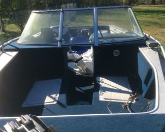1993 17' LUND Tyee 1750 GranSport Inboard/Outboard Skiing & Fishing Boat & Trailer.  Owner has TITLE !