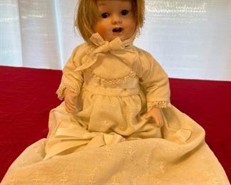 1984 Gallery Originals Doll