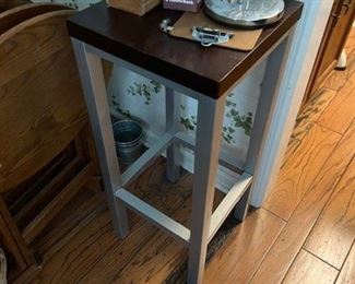 Modular wood and metal stool