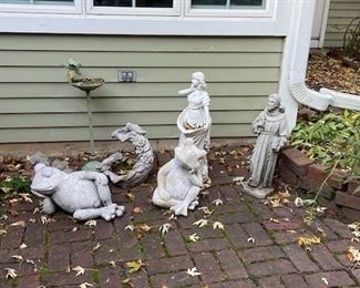 garden statues