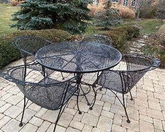 Cast Iron Table with 4 chairs