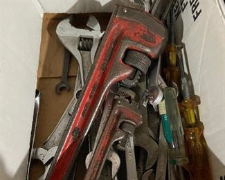 Assorted tools 
