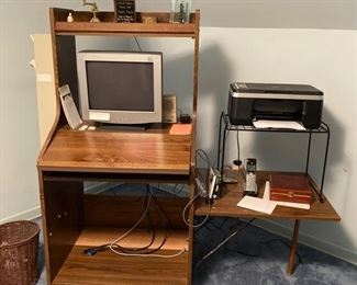 Computer desk