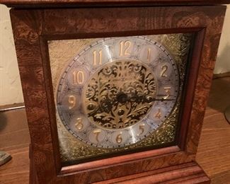 Howard Miller mantle clock