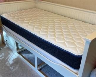 Ikea Hemnes Twin Daybed with Trundle & 3 Drawers, plus mattress and foam mattress/topper