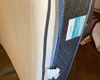 Ikea Hemnes Twin Daybed with Trundle & 3 Drawers, plus mattress and foam mattress/topper