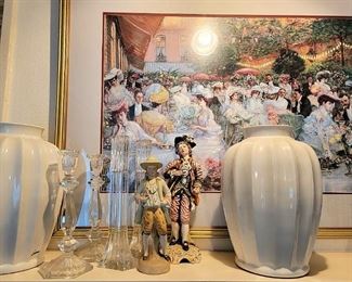 Decor: candlesticks, urns, vases and more