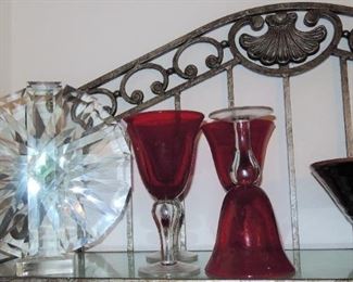 Acrylic decor, red stemware